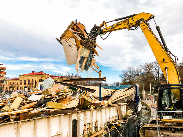 Trash Removal Near Me in Tuolumne City, CA